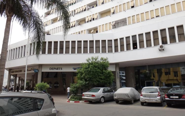 Derb Omar se réinvente : les dépôts partent à Médiouna, les boutiques restent